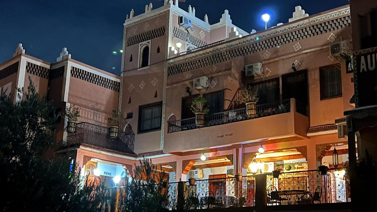 Kasbah La Famille Berbere 호텔 Boumalne 외부 사진